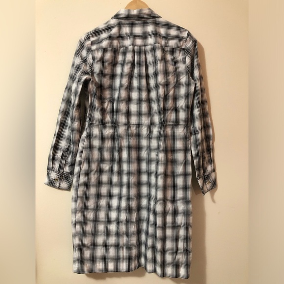 Calvin Klein Long-Sleeved Plaid Dress Shirt - Picture 3 of 7